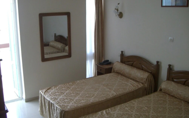Hotel Mizrana Tigzirt