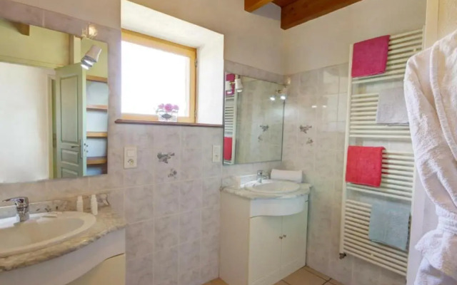 Gîte Les Salles, 6 pièces, 10 personnes - FR-1-496-60