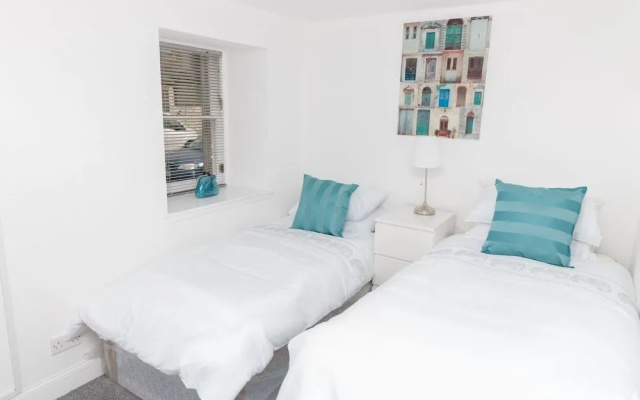 Seaview Cottage
