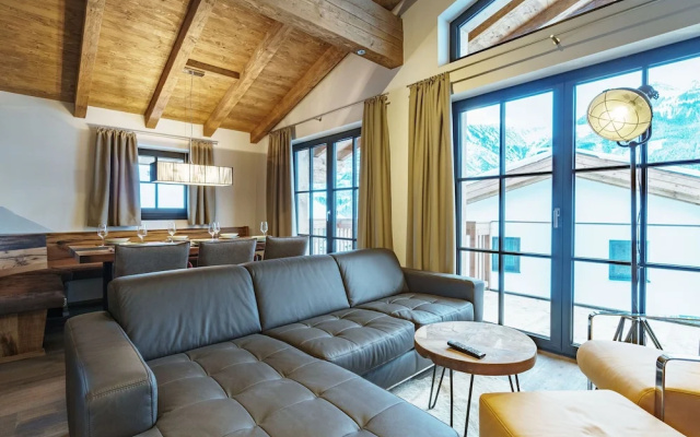 Spacious Holiday Home With Sauna in Piesendorf