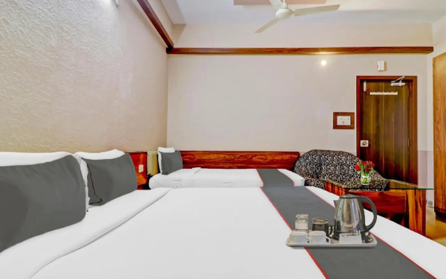 Hotel Green Nest Suites