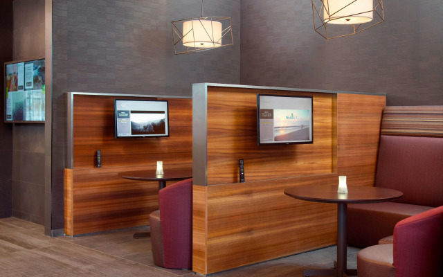 Courtyard by Marriott LaGrange