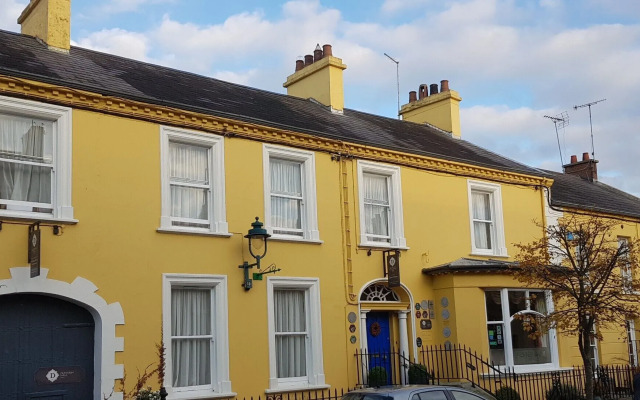 Dufferin Coaching Inn & Hall