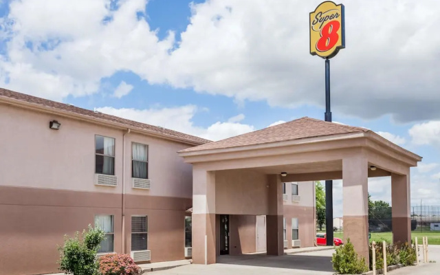 Super 8 Harrisburg
