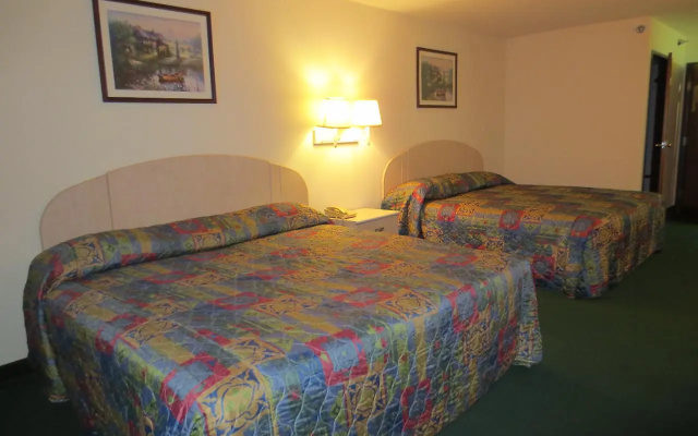 Pinckeyville Inn and Suites
