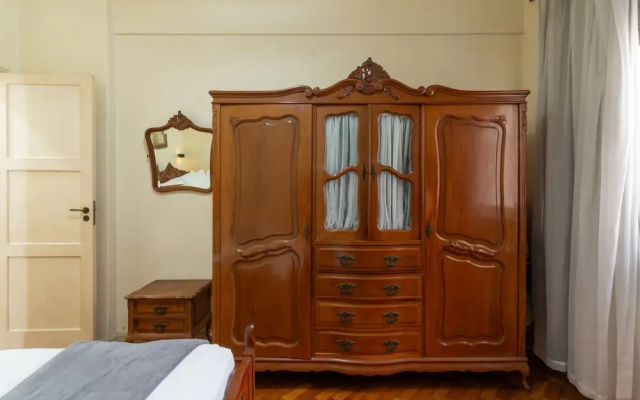 5 Minutes From Copacabana Beach Bi307