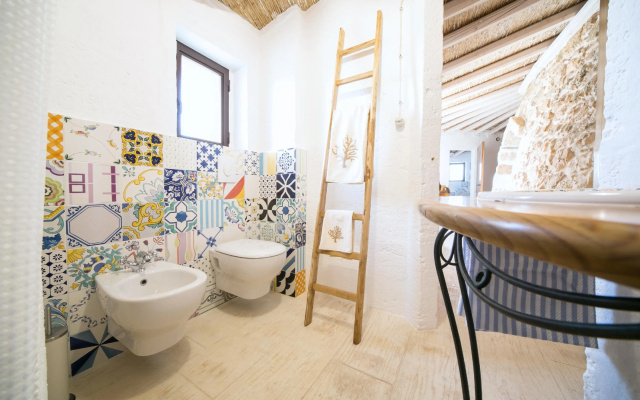 Villa with pool in Torre Suda