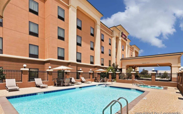 Hampton Inn