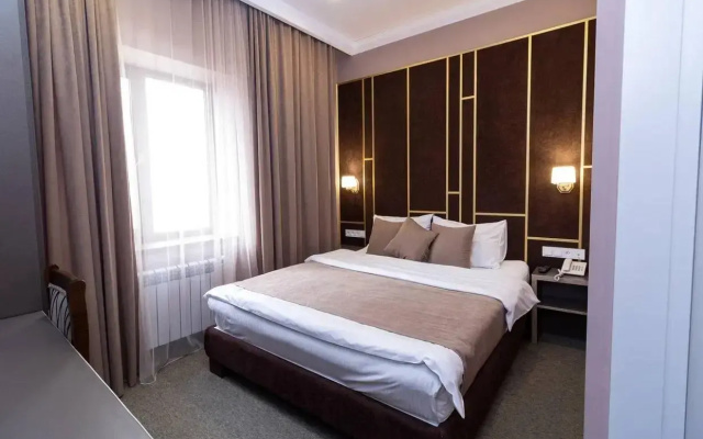 Aragats Hotel (Арагац)