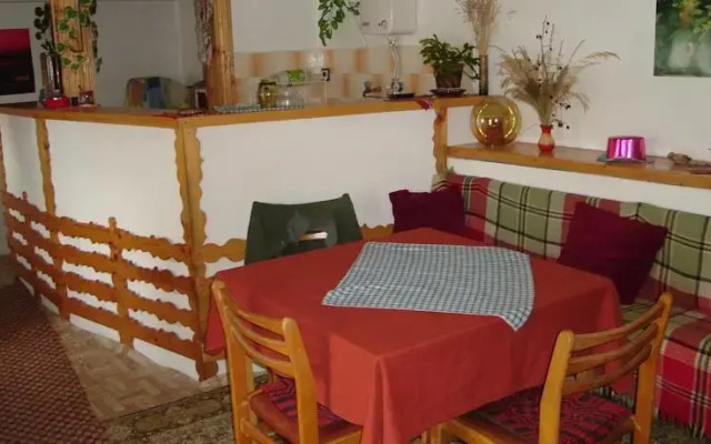 Milushevi House