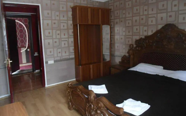 Hotel Georgia 444