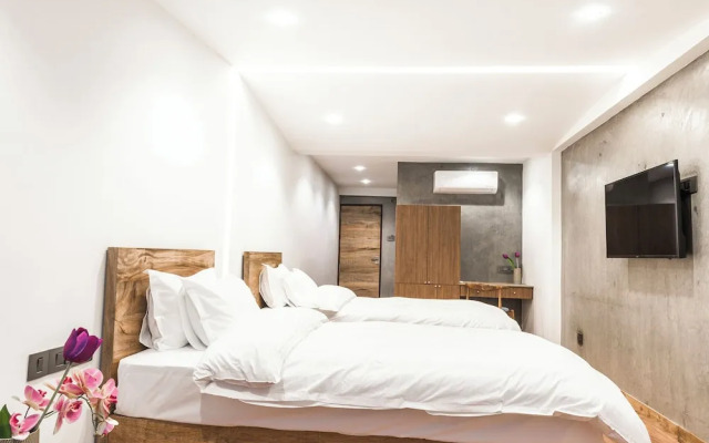 MeroStay 123 9ine Thamel Hotel