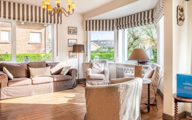 Villa Near De Panne Beach With Sea Views