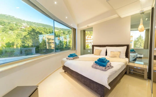 Laki Hotel	