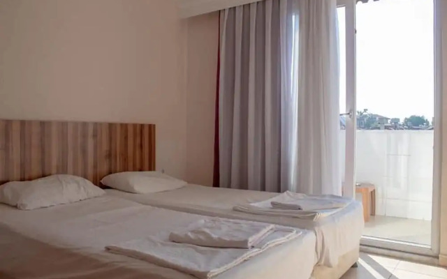 Un Side Apart Hotel