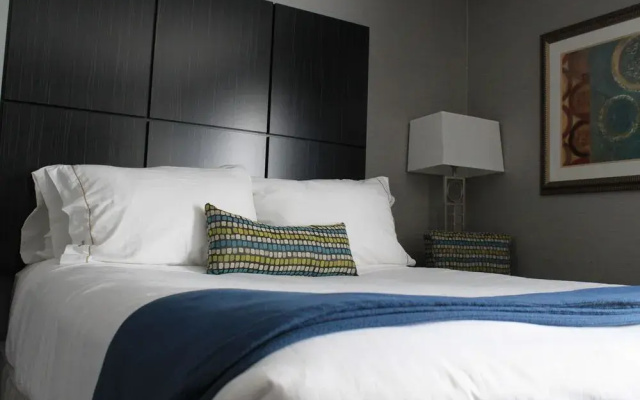 Holiday Inn Express Janesville I-90 & US Highway 14