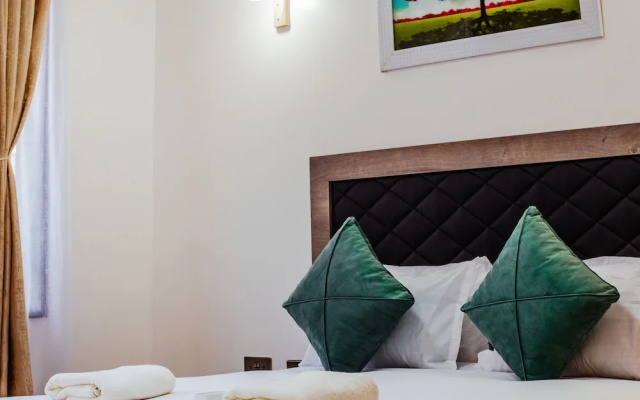 Masoor Homes by Edmor Suites