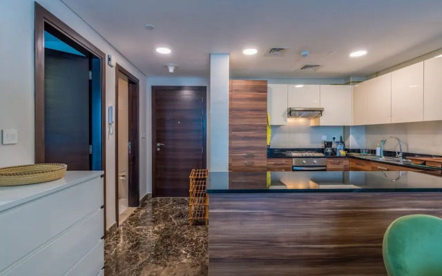 Stunning 1B Apartment With Balcony in Dubai Marina