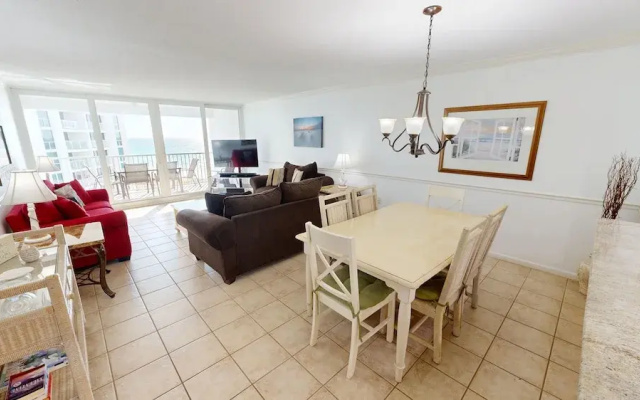 Shoreline Towers 2052 2 Bedroom Condo