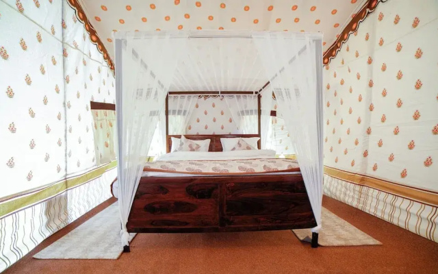White Rann - The Tent City