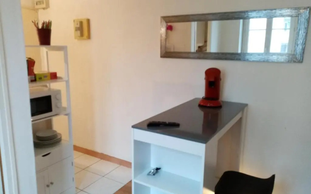 STUDIO 10 calme à Valadon