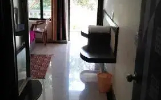 Yogi Ashram Guest House