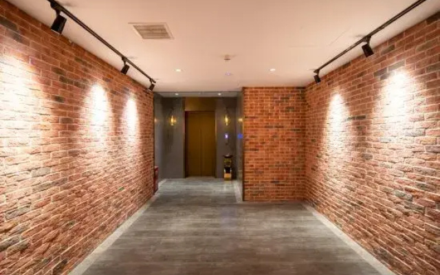 James Joyce Coffetel Hotel (Shijiazhuang North Railway Station Shizhuang Subway Station)