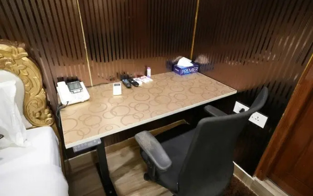 K.N. Gupta Group Of Hotels Hotel Castle