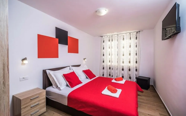Apartments & Rooms Sunshine Home