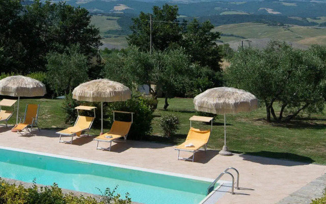 PERUCCIO 4, Emma Villas