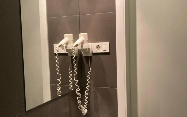 Twix rooms