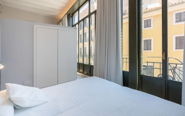 L'Aguila Suites Sagrera