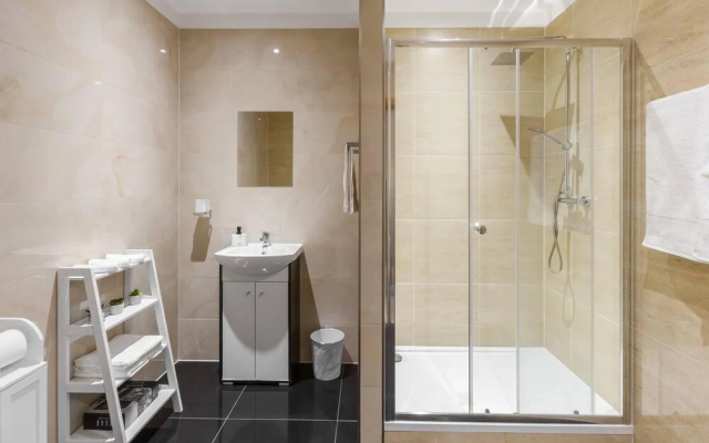 Impeccable 1-bed Apartment in Ebbw Vale, Wales