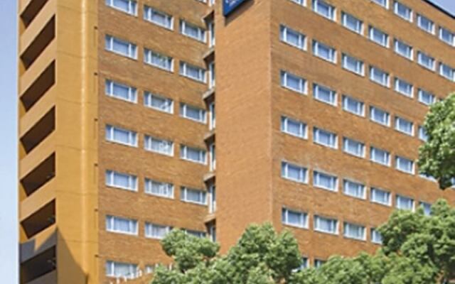Comfort Hotel Nagasaki Нагасаки вид на фасад