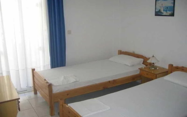 Molos Apartments