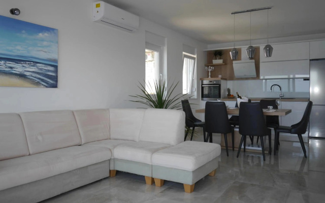 Luxury Apartments Beach