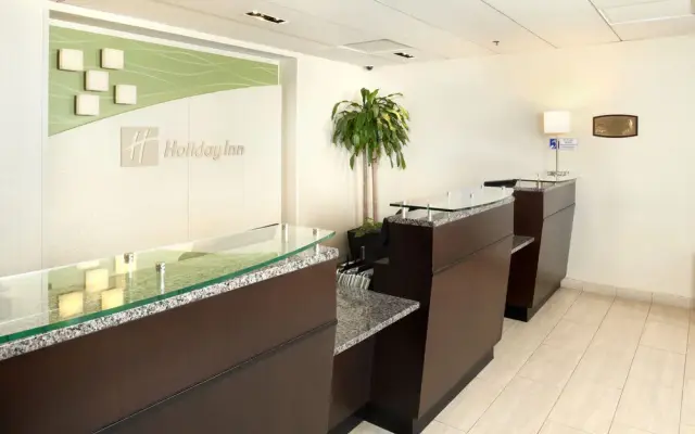 Newark Airport Hotel