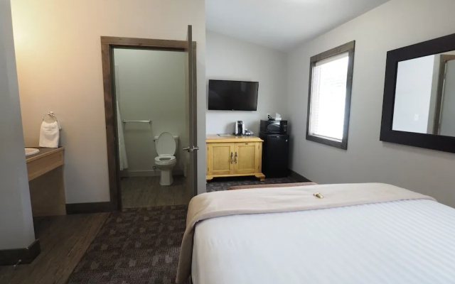 Apex Lodge - 1