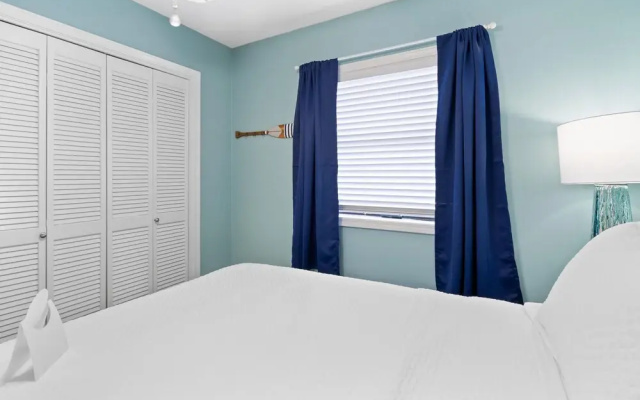 Seaside Beach & Racquet 4507
