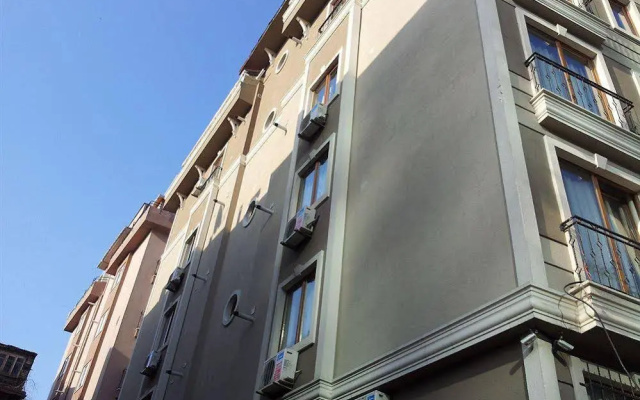 Elma Suites