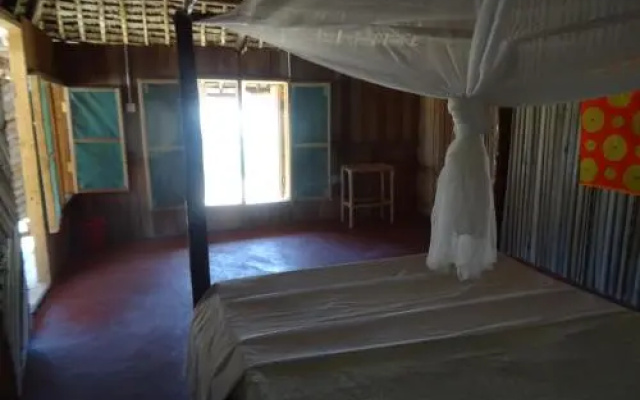 SandRocks Lodge