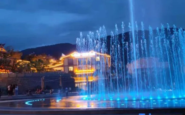Zhongxin Star Moon Hotel (Zhonglou Village Store, Xichang)