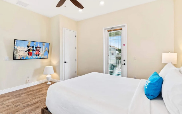 3000 Latitude Lane