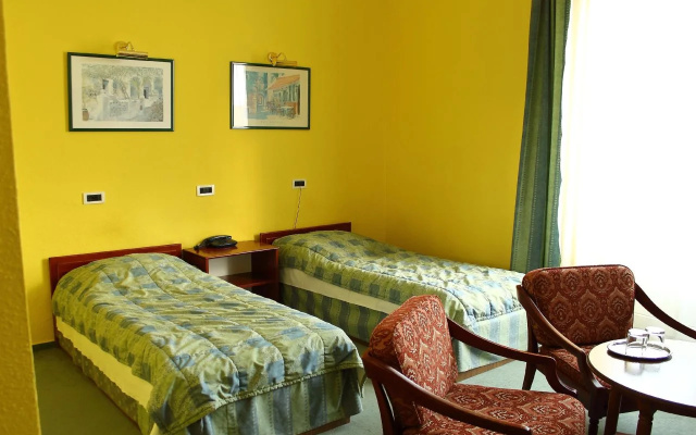 Hotel Centrál