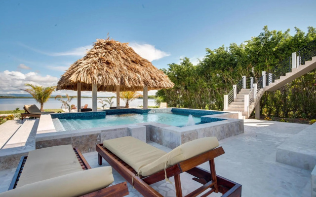 Villa Laguna Gecko in Belize City