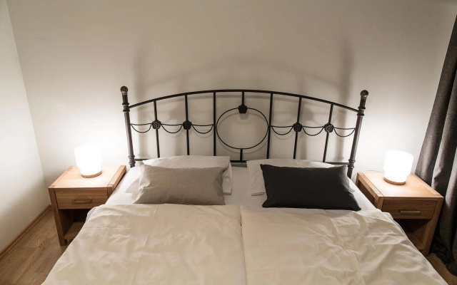 Acco Apartments