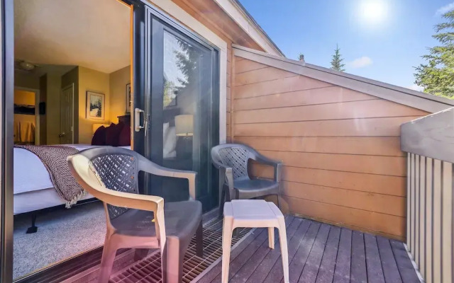 Winter Point 20 by RedAwning