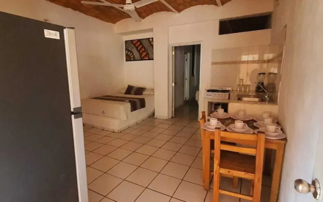 Tropical Suite