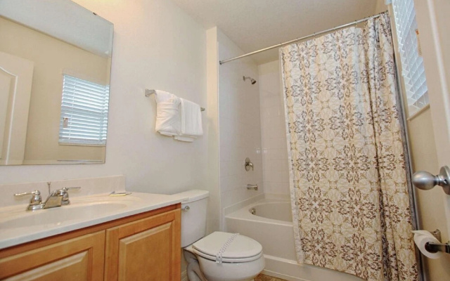 3207 Compass Bay