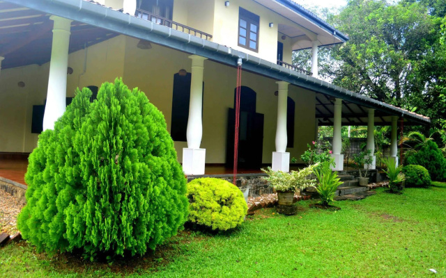 Unawatuna Villa